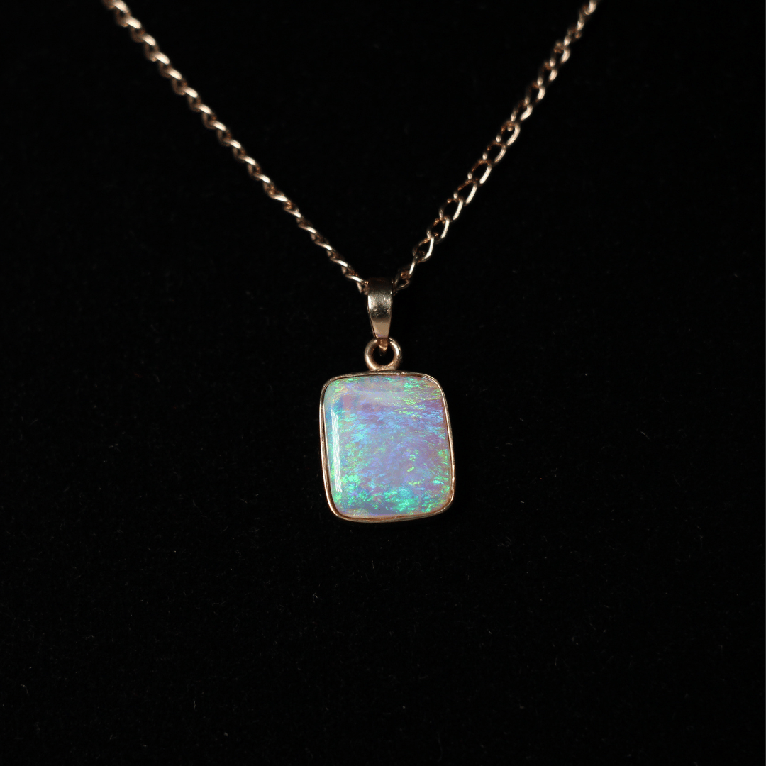 18K Yellow Gold Crystal Opal Pendants 3.10CT