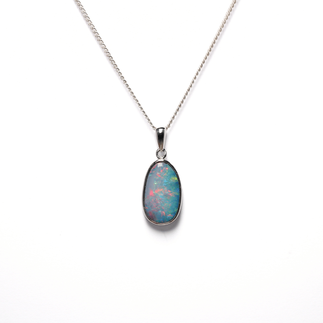 18K White Gold Doublet Opal Pendant 3.00CT